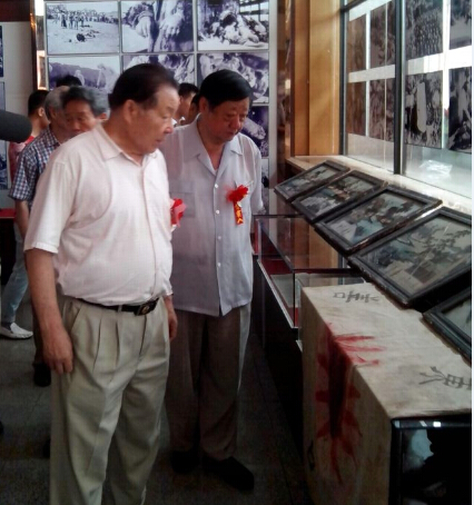 侵华日军罪行展览在河南省人民会堂开展