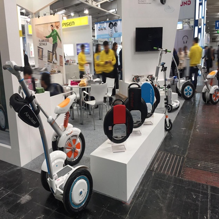 混在CeBIT：很少人知道的爱尔威平衡车参展故事