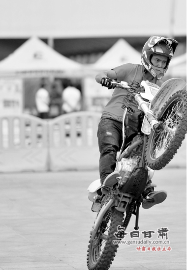 2017兰州体育产业博览会开幕 投资总额达10.34亿元