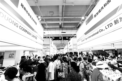 兰洽会展馆 西部商报记者 丁凯 摄