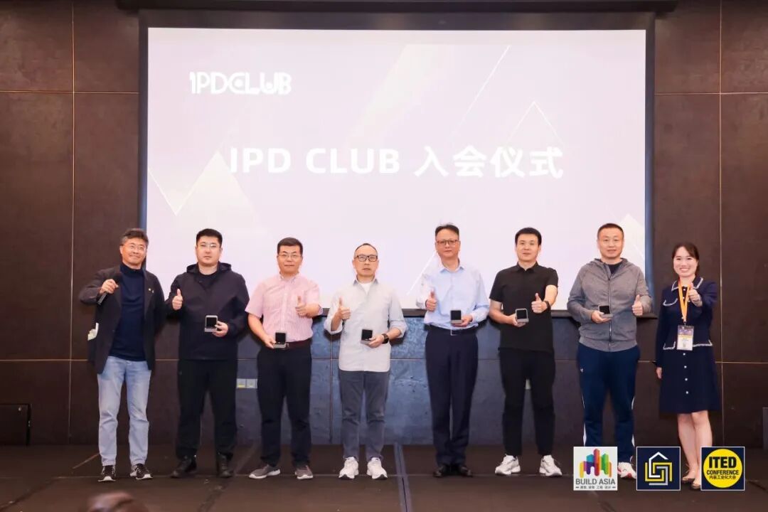 club合照.jpg