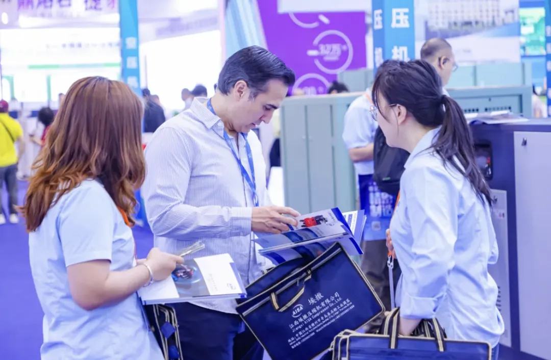 725e1a06dd932ce2f0bcec201570cb21